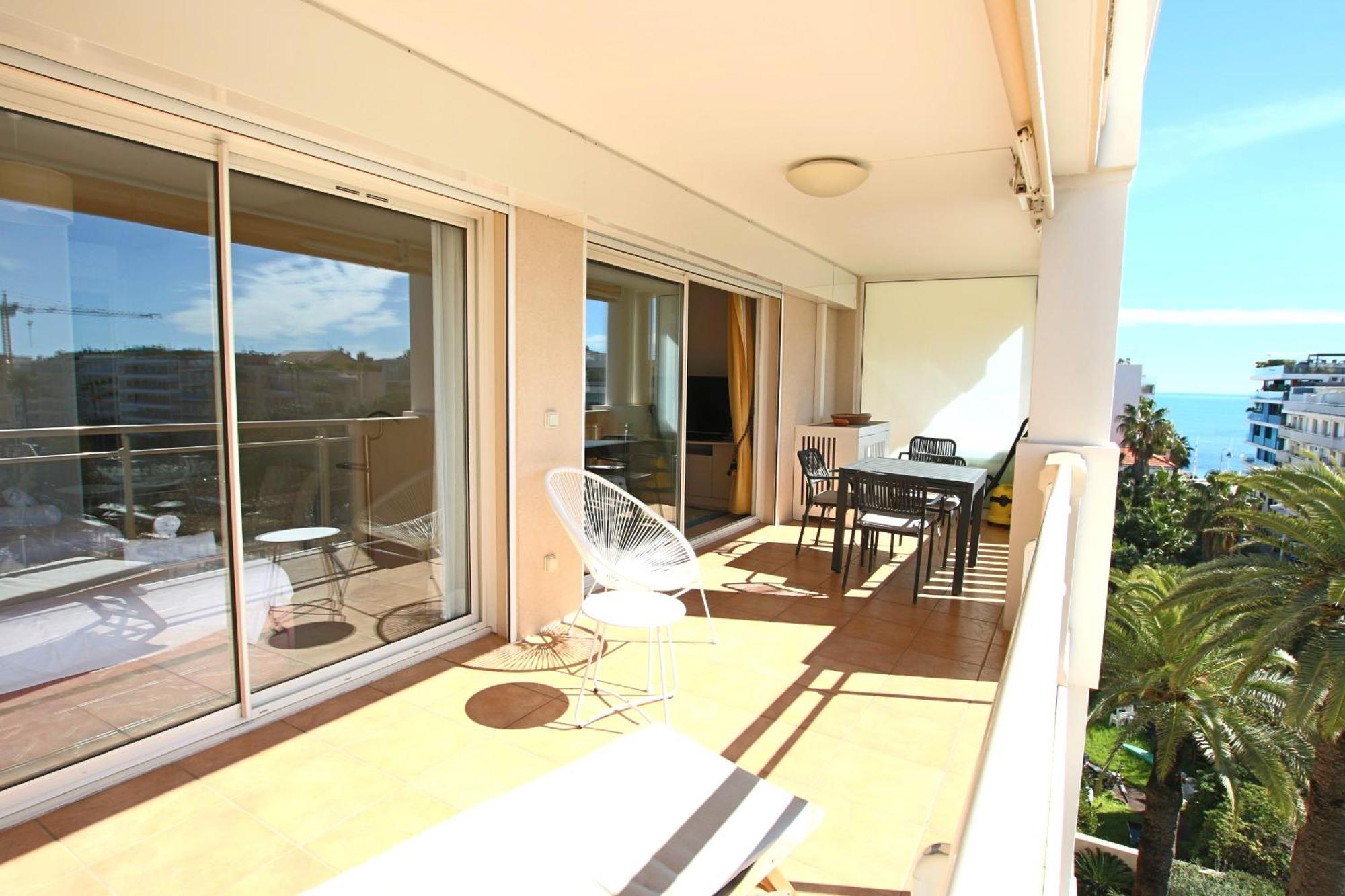 Apartment 2 Bedrooms 2 Bathrooms Clear View In Palm Beach Area Cannes Bagian luar foto